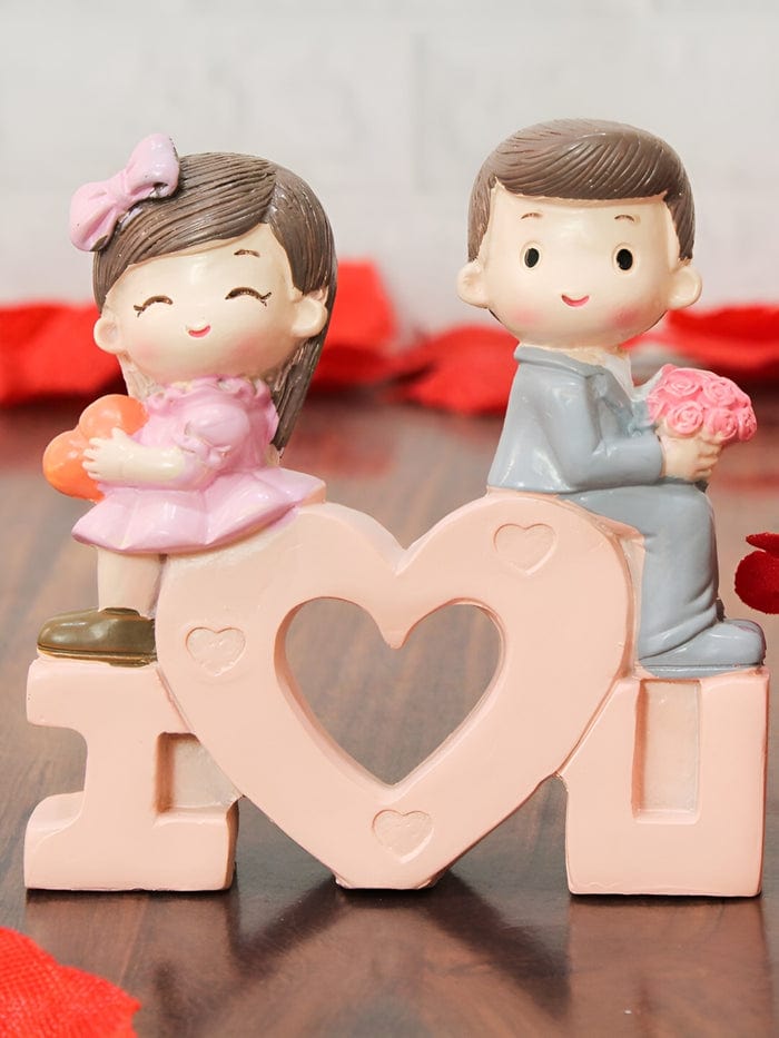 Peach & Brown Love Figurine