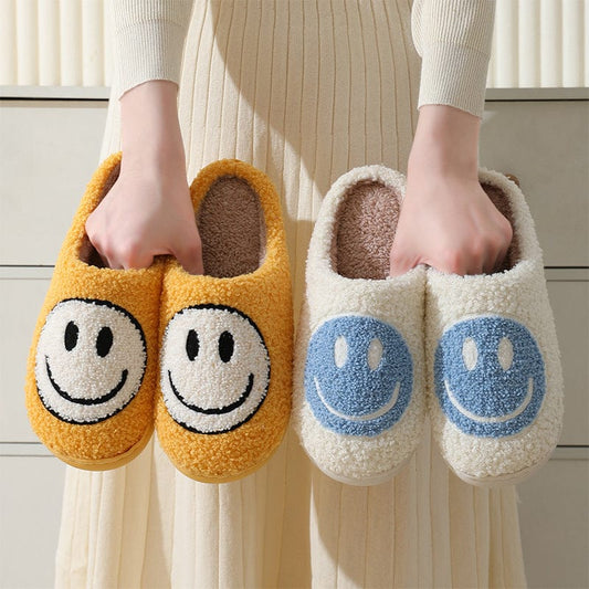 "Smiley Face Cotton Slippers for Autumn and Winter, Unisex Couple Indoor Home Shoes, Cute Thick-Soled Cartoon Anti-Slip."